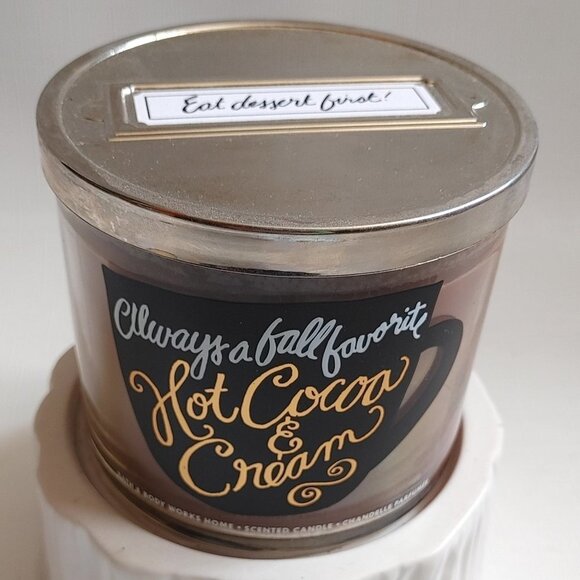 Bath and Body Works Hot Cocoa and Cream Three Wick Eat Dessert First! - Picture 1 of 3
